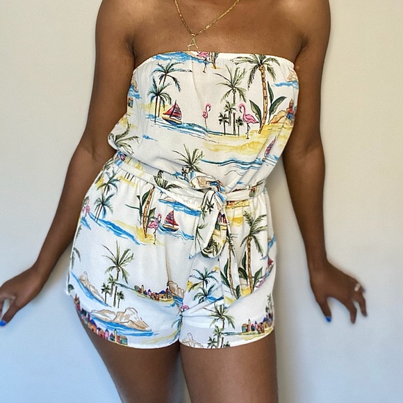 Printed sleeveless romper - Picture 3 of 4